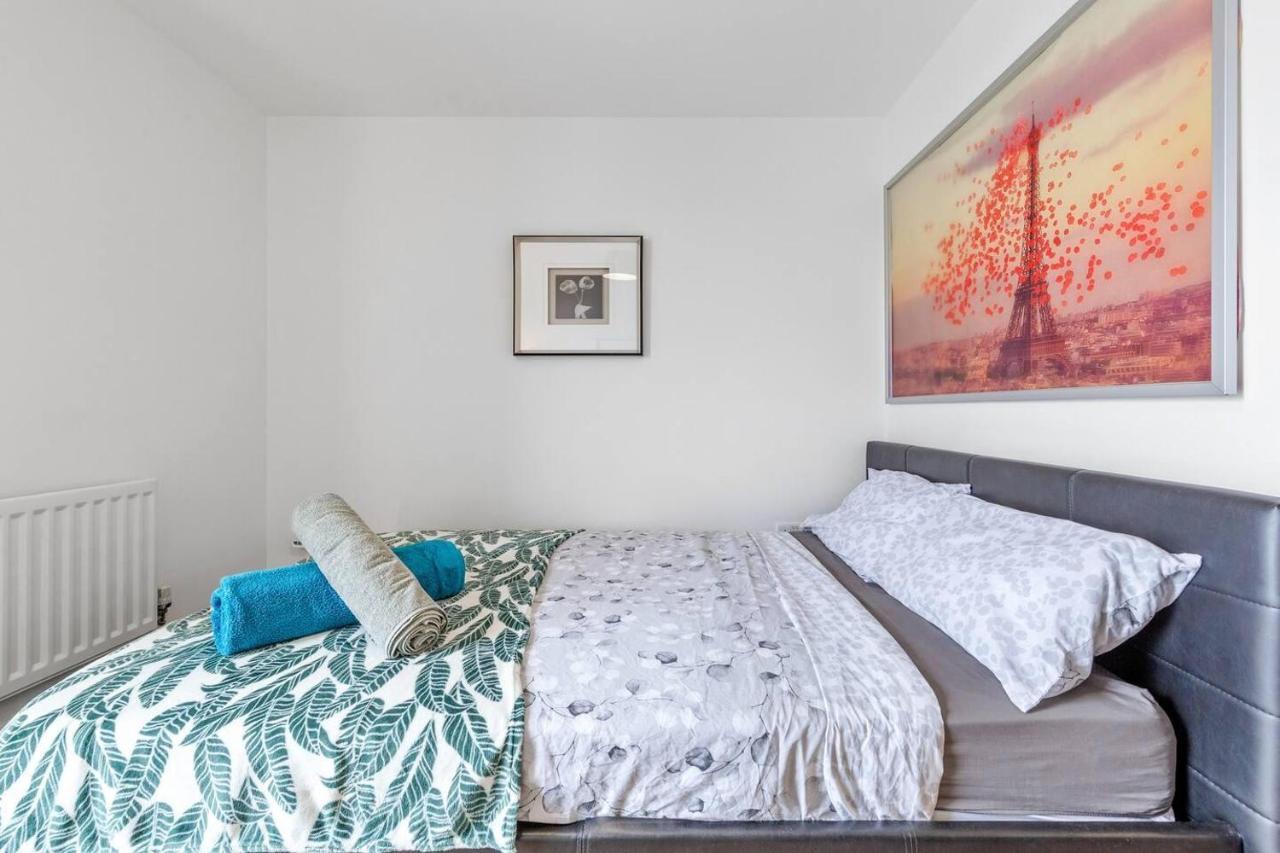 Lovely & Cosy 2 Beds London Skyline View Esterno foto